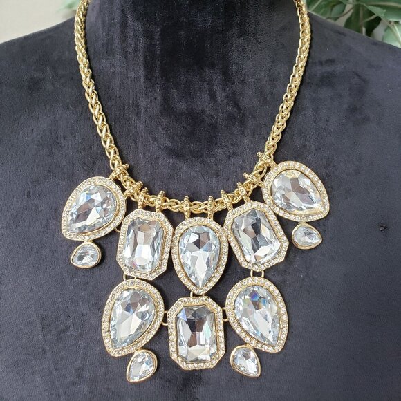 Traci Lynn Classic Rhinestone Gold Tone Cluster Chain Necklace Lobster Clasp - Picture 1 of 8